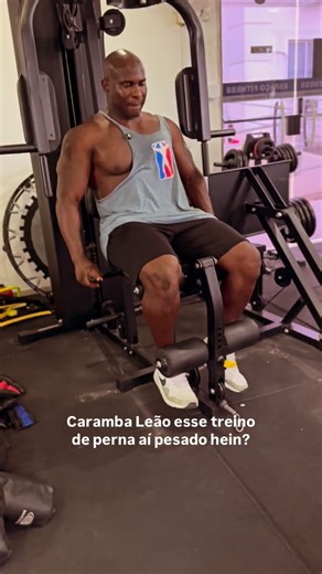 PEITO INFINITY ATIVADO✅😂😂😂😂😂 🔗Link na BIO e nos STORE para crescer com LEÃO em 2026 você terá o maior peitoral do seu BAIRRO! 🏷️CUPOM: QUANTUM “Growth Suplementos” #reels #peitoinfinity🦁 #viral | personal_santiago_leao