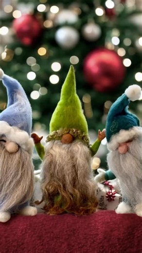 18 reactions · 7 comments | Gnomes make great gifts! Learn how to make gnomes and much more with Complete Starter Guide to Needle Felting: Enchanted Forest https://a.co/d/1WKxVJY #needlefelting #needlefeltingtutorial #waldorfinspired #needlefeltingartist | Claudia Marie Felt | Facebook