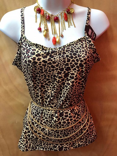 Come check out what’s New at The Shop! Don’t miss out on our sale. ♥️🙏🏽 | Red Tag Resale Shop