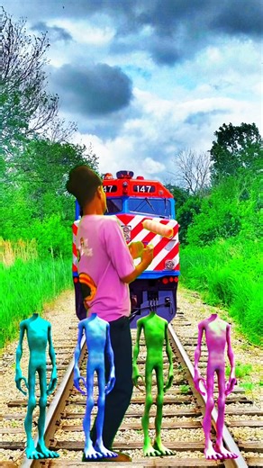 equal dame tu cosita 4 All colors alien dance vs herd of pacman & train driver tom 👻 #funnyvideo​​😜