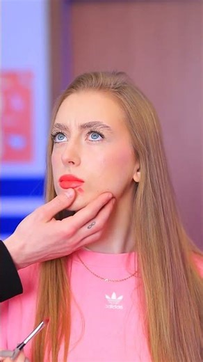 私と一緒にいて... 💄❤ #shorts #trend