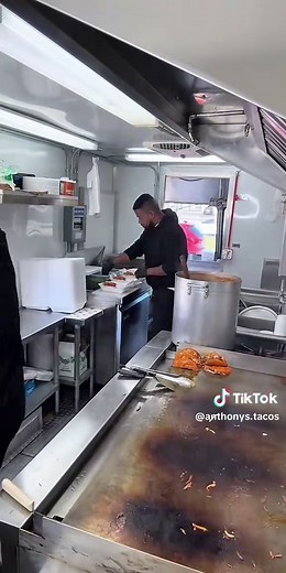 Line Cook Life: A Day in the Kitchen