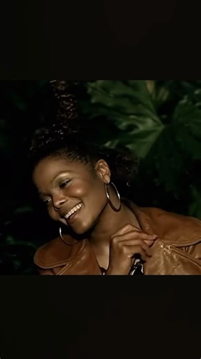 #OnThisDay October 7, 1997. Janet Jackson released her sixth album The Velvet Rope 💿