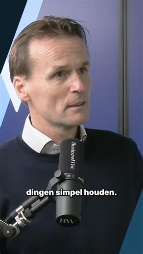 BusinessWise on Instagram: "Wat leerde Zeeman-CEO Erik-Jan Mares van oprichter Jan Zeeman? Mares is te gast in onze podcast At the Top en bespreekt onder meer hoe hij bij Zeeman terechtkwam, wat hij leerde tijdens een driejarige coachingsopleiding en waarom de beste koffie van kantoor op zijn verdieping staat. Beluister de aflevering via de link in onze bio. #CEO"