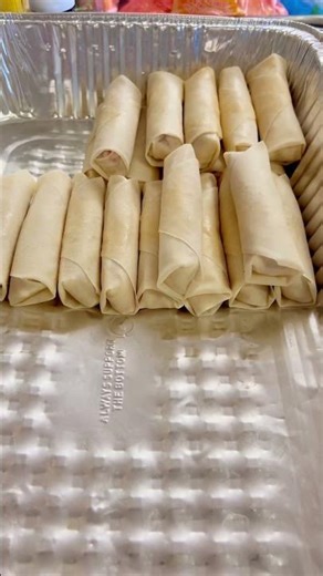 How to roll an egg roll? #shortvideo #shorts #how #howto #learning #teaching #eggroll