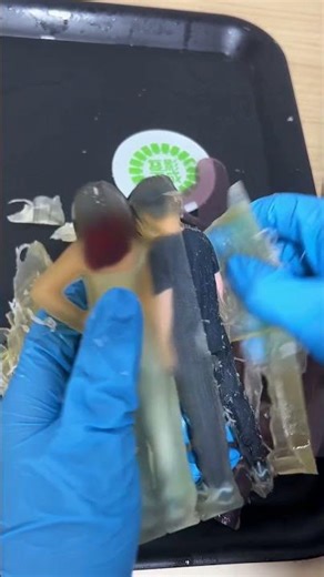 Buying a scanning device can open a figurine shop. #realisticfication #3dphotography #rotaryscanning