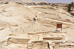 The 10 Oldest Man-Made Structures in the World (That Are Still Worth Visiting Today)