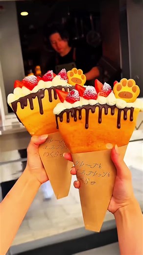 Crispy Strawberry Chocolate Crepe Recipe