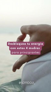 ¿Sientes curiosidad por explorar el poder de los mudras y el mundo del Yoga?🙏🧘🏻‍♀️ Los mudras son más que simples gestos con las manos. Son una puerta de entrada a un mundo de energía, equilibrio y bienestar. En nuestro curso online de Yoga para principiantes tendrás un módulo entero dedicado a los mudras, chakras y respiraciones para que aprendas a equilibrar tu energía✨🙌🏻 Si te interesa saber más comenta MUDRA y te enviamos la info por mensaje privado! ¡No te quedes sin esta oportunidad d