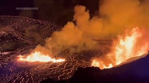 Kilauea Volcano Begins Erupting On Hawaii'S Big Island