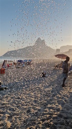 4 comments | Rio de Janeiro — sun, sea, and mountains. A city that truly has everything you need to be happy — breathtaking views, good energy, and that unique Carioca spirit. Have you ever been to Rio de Janeiro? #riodejaneirotrip #RioDeJaneiro #riodejaneirocity #riodejaneirorj #braziltravel #braziltrip #brazilstyle | Travelento | Facebook