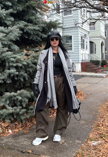 I can’t wait to go during the hotter months so I can dress cute lmao #fyp #momsoftiktok #ootd #outfitinspo #nycootd