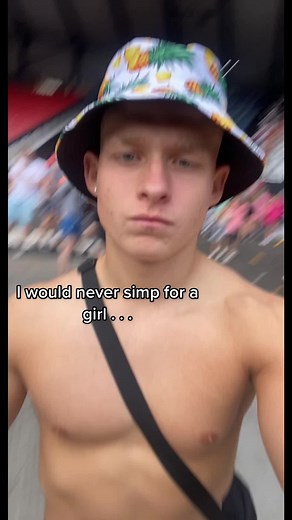 She hits diff #blond #scotland #fyp #invest