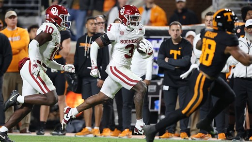 College football rankings: Projected AP Top 25 after Oklahoma downs Vols, Texas upsets Vandy, Miami bottoms out