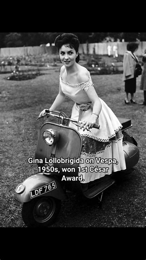 Hollywood Beauty Frozen in Rare Photos