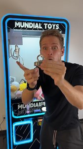 4M views · 49K reactions | Claw machine magnet trick | Victor Dias TV | Facebook