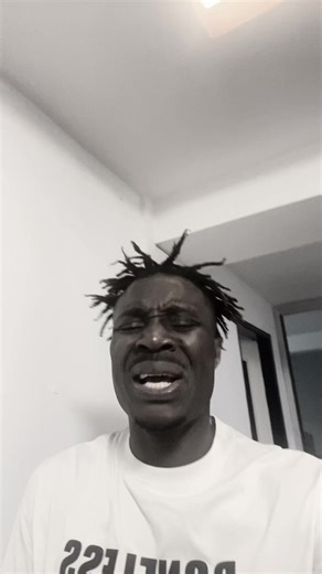 Myanmar songs to the world 🇲🇲🇲🇲🇬🇭follow me for more videos #myanmartiktok🇲🇲🇲🇲 #trending #viral #myanmarcelebritytiktok #tiktok