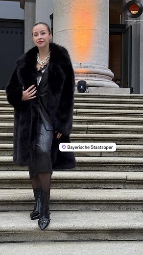 Fake Fur Mantel… Kauf und Preisinformation WhatsApp ‪+49 89 99949411‬ #fashion | Irina Scarpe&Vestiti | Facebook