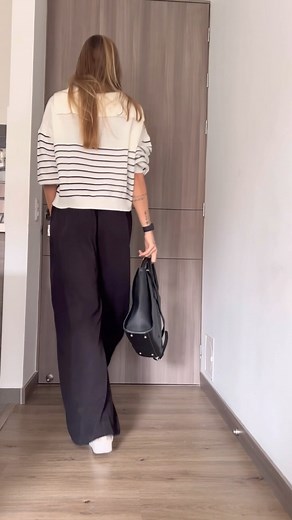 Mariana Gómez P on Instagram: "¿Con qué se lo pondrían ustedes?  Lo quiero en TODOS los colores 殺朗 Lo quiero para TODOS los días 奈 ‌ Comodidad por siempre  ‌ ‌ ‌ ‌ #basics #outfits #pants ‌ ‌ ‌ ‌"