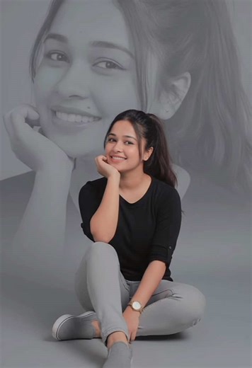 Create your own gray art exhibition tutorial with HYPIC. Use HYPIC to create the coolest girl aesthetics, high-end portraits, niche photography black art exhibitions, AI trend. Double exposure portraits, cool girl aesthetics with leather jacket outfits, high-end portraits, niche photography. HYPIC භාවිතයෙන් ඔබේම අළු කලා ප්‍රදර්ශන ඉගැන්වීම් සාදන්න. HYPIC භාවිතයෙන් වඩාත් සුන්දර කාන්තා සෞන්දර්යය, උසස් පෞරුෂ පින්තූර, සූක්ෂම ඡායාරූප කාලු කලා ප්‍රදර්ශන, මෘදුකාංග ප්‍රවණතාව සාදන්න. ද්වි ප්‍රකාශන පින්තූර