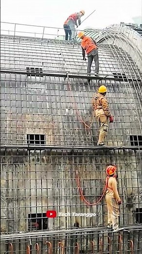 Watch How Massive Buildings Are Built with Thousands of Tons of Steel Rods!