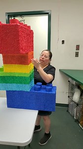 Me gustó el resultado Así quedó terminada la piñata lego😍 | Artesanias Lia