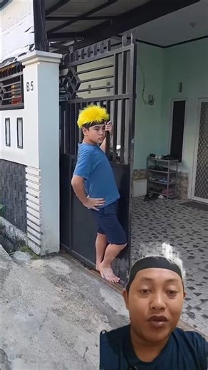 climb the fence, dance oppa Gangnam style ‼️