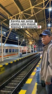 45K views · 893 reactions | Momen kedatangan kereta api senja utama solo masuk di Stasiun Yogyakarta‼️ #railway #locomotive #train #railfans #fyp #viral #trending | Wisnu Prasetyo Aji | Facebook