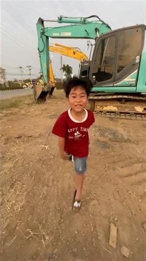 I found a Makro store that's locked. What should I do? #Kenji #Makro