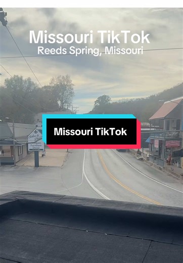 Missouri TikTok do you know where Reeds Spring Missouri is? #MissouriTikTok #rachaelrealtor #reedsspring