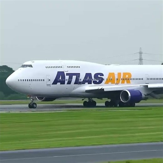 Atlas Air Power Takeoff at Manchester! #airplane #planespotting #aircraft #airbusa380