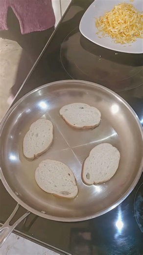 Sometimes you just want grilled cheese...ASMR So Yummy!! #asmrfood