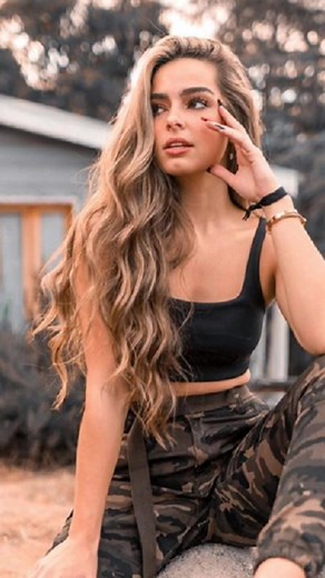 #fyp #fy #viral #english #addisonrae @addisonre #fanpage #biggestfan #tiktoktraditions Follow her please! She have to get 20 mio!!!👑👑❤️❤️❤️❤️