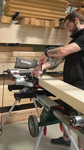 Metabo KGS 254 M mitre saw 😍 With the laser for precise indication of the cutting line and the bright LED work light for illumination of the interface, the KGS 254 M achieves precise work results. Common angles can be quickly adjusted via the locking points and the extendable table extension also enables the machining of long workpieces. All details on the KGS 254 M at https://fal.cn/3rAe6 👌 #metabo #professionalpowertoolsolutions #mitresaw #crosscutsaw #KGS254M | Metabo