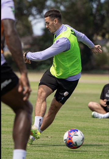 In the flow 🫡 A strong session in the legs as the build up to Round Six continues. #ONEGlory