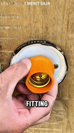 Lampu Outdoor Anti Hujan DIY