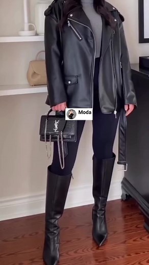 Look. 🩷 #fashion #outfit #look #fashionstyle #fashionable #lookstyle #outfits #moda #looks #fashionista | Moda