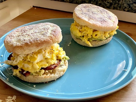 I tried Ina Garten's easy breakfast sandwich with delicious eggs you can make in the microwave