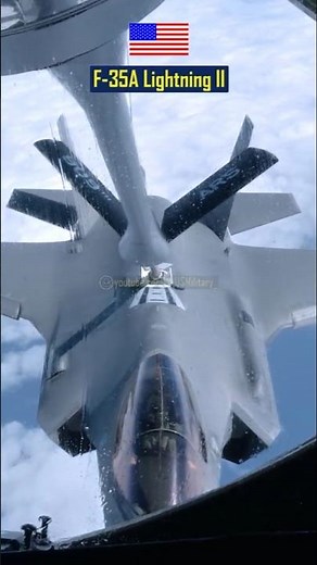 This Is How the F-35A Connects to the Boom — Inside a Mid-Air Refueling Operation