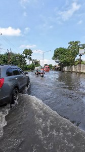 Kondisi jaln yos sudarso saat banjir di tanggal 3 desember 2025, Hujan semalaman menyebabkan banjir. #medan #banjir | Angga Rahmanja