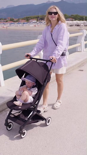 With one of the smallest folds in the world, the CYBEX Libelle buggy folds into a genius space-saving size that’s hand luggage compatible for planes, trains or cars. It’s lightweight enough to make carrying and handling it a breeze at every stage of the trip. | CYBEX