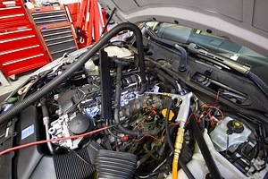 How To Walnut Blast Intake Valves on BMW 335i! (DIY) - BMW 335i (N54)