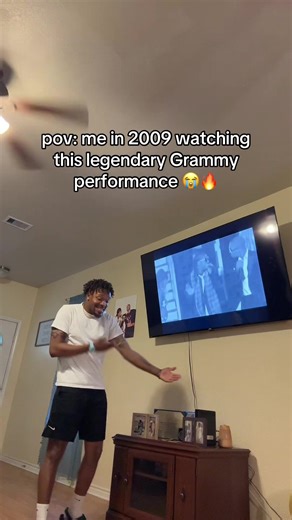 Memorable 2009 Grammy Performance Highlights