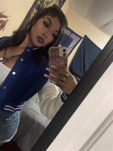 is it magic 💋. #fyp #paratii #viral #y2k