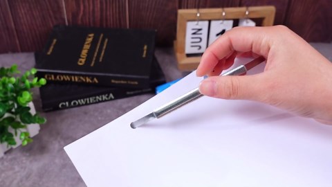 1000 Pcs Prong Paper Fastener 2 Inch Capacity, 2.75 Inch Base Metal Prong Fasteners Set for Paper File Folder, Pack of 20 Boxes, 50 Bases Per Box