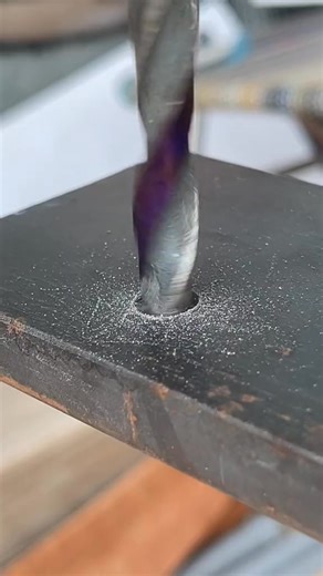 How to Quickly Sharpen a Drill Bit by a Veteran #tipsandtricks #tips #Diy | Amazing Video 05