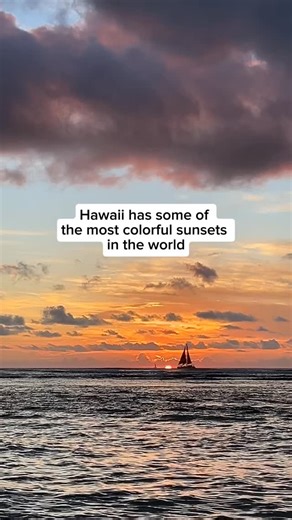 Hawaii Walk Tour on Instagram: "Hawaii has the most colorful sunsets"
