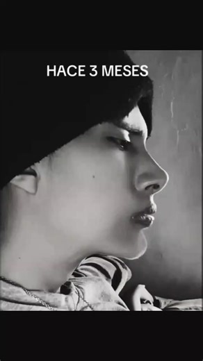 Videos de CladAdam (@morphingzo0) con “original sound - Sienna Swim”