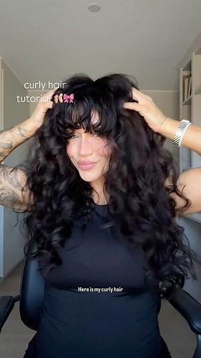 HANNA ÖBERG 🇸🇪 on Instagram: "why do I feel younger with curly hair? 👩🏻‍🦱😌 we love curls, don’t we?! I’ve got MULTIPLE requests on a curly hair tutorial - so here we go! here’s the products I used before styling - young use serum colorwow - dream cocktail colorwow - dream coat supernatural spray colorwow - xtra large bombshell volumizer colorwow - one minute styling cream colorwow lmk what you think or if you have any questions xx"