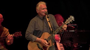 Frühlingsgefühle früher: „Frieda“ (live, Tollwood München 2018) | Rainhard Fendrich - Offizielle Seite